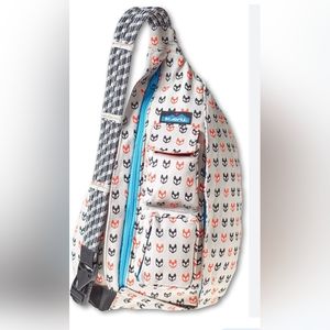 Fox print Kavu sling bag